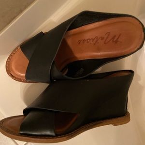 Black and brown wedges